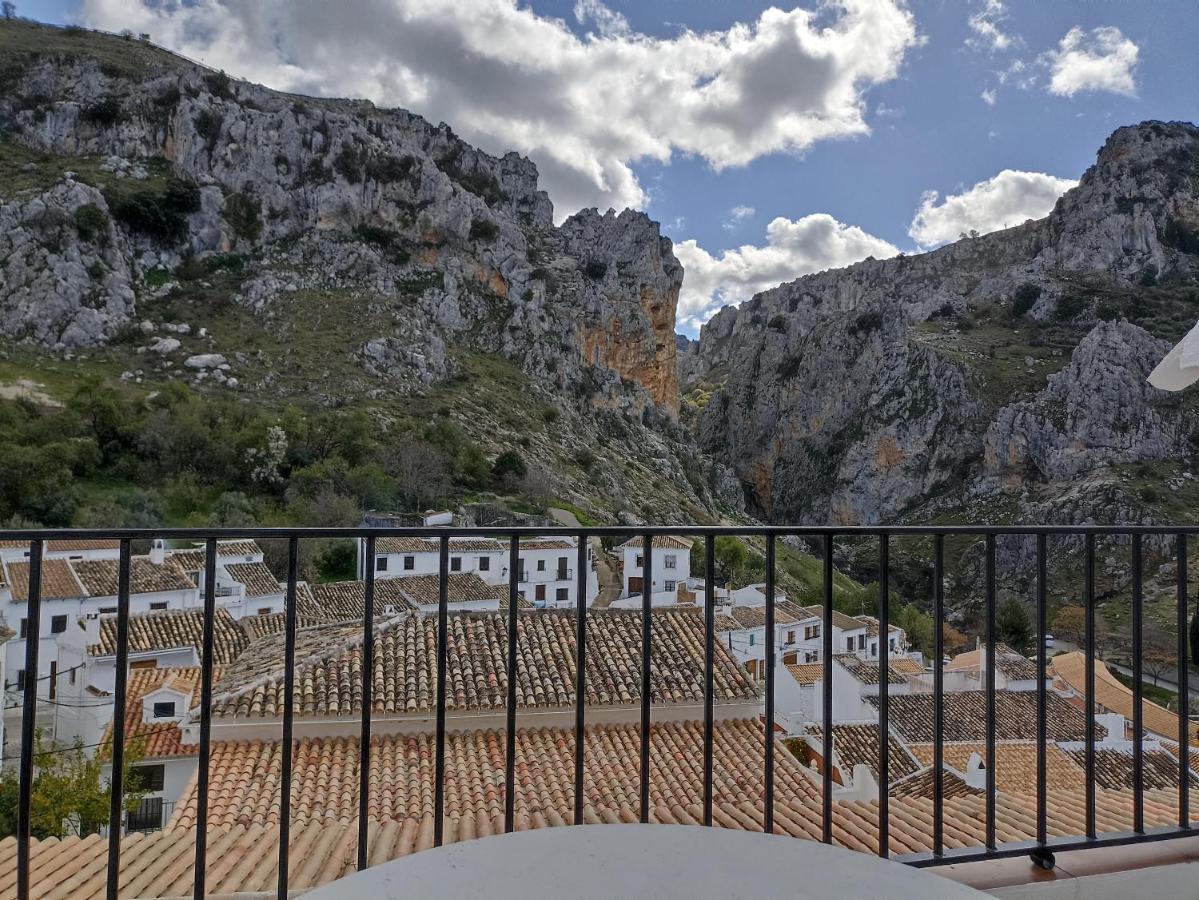 El Hechizo Del Bailon Guest House Zuheros Eksteriør bilde